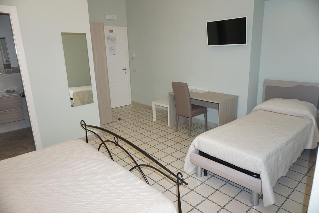 Residence Stendhal Guest House Civitavecchia Exterior photo