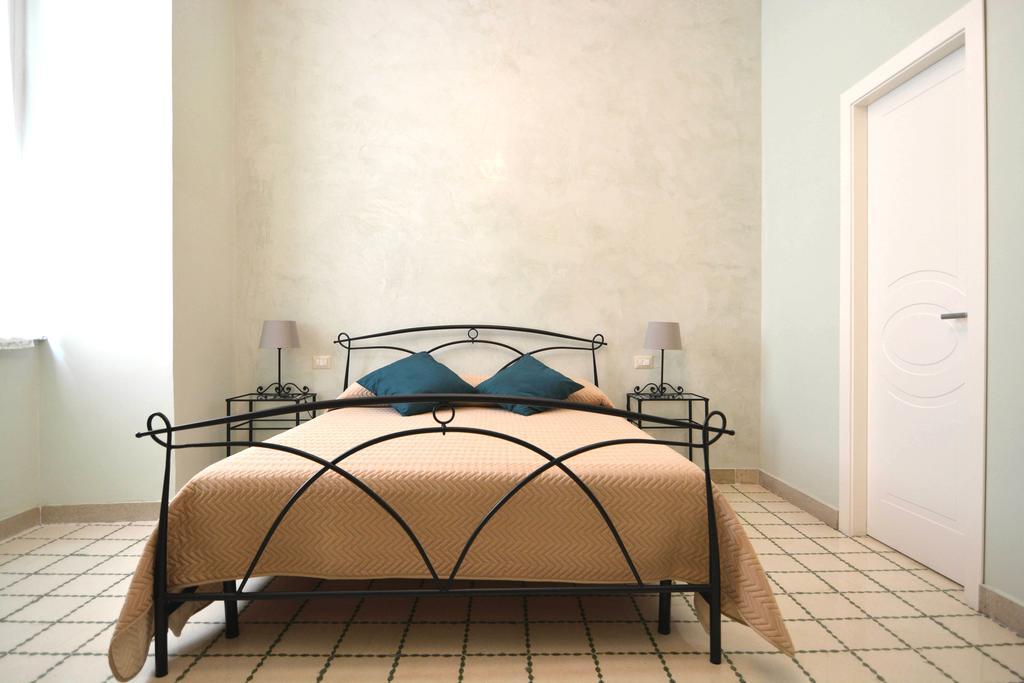 Residence Stendhal Guest House Civitavecchia Exterior photo